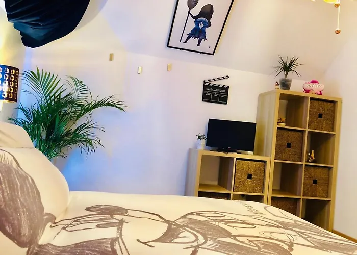D'hotes A Themes A 2,4km Du Parc Bed & Breakfast Magny-le-Hongre