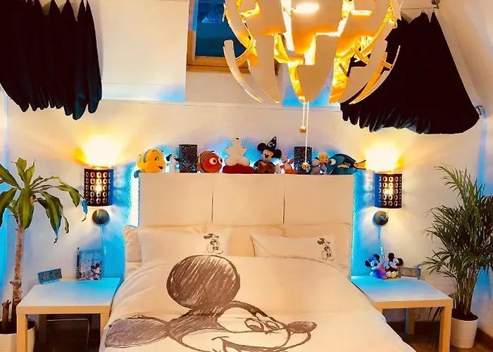 Bed & Breakfast D'hotes A Themes A 2,4km Du Parc *